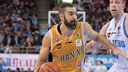 Συνεχίζει στην Κίνα ο Σκόλα