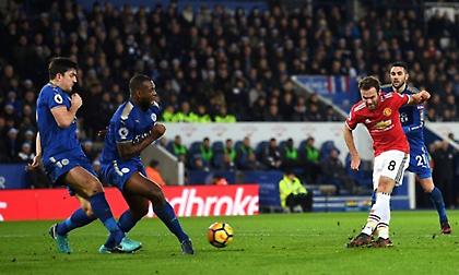 Τα φώτα της πρεμιέρας στο «Ολντ Τράφορντ»!