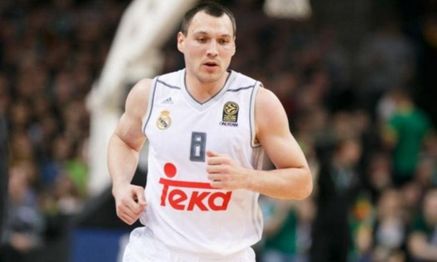 Ματσιούλις: «Ευτυχισμένος που υπέγραψα στην ΑΕΚ, ανυπομονώ να παίξω μπροστά στους οπαδούς της»