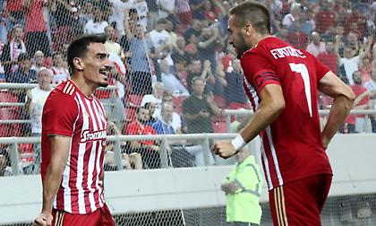 Ο Μπάμπης Χριστόγλου σχολιάζει τον καταιγιστικό Ολυμπιακό κόντρα στη Λουκέρνη (video)