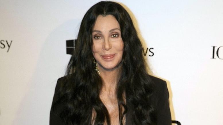 Με διασκευές των ΑΒΒΑ ο νέος δίσκος της Σερ