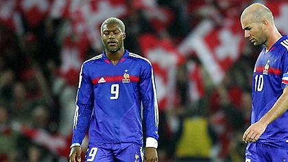 Η ανόητη αποβολή του Τζιμπρίλ Σισέ κι η… συμβολή στην πρόκριση της Ελλάδας του 2004