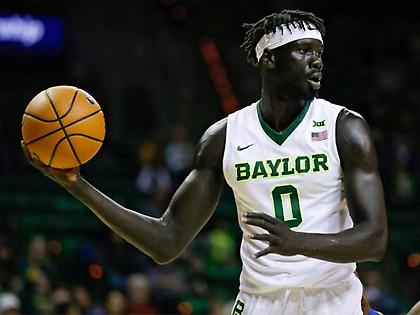 Πήρε Σουδανό γίγαντα η Χάποελ, αντίπαλος της ΑΕΚ