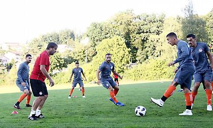 Πλάνα από την…  πρόβα του Ολυμπιακού για Λουκέρνη (video)