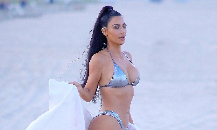 Η Κιμ Καρντάσιαν αποκαλυπτική σε παραλία του Μαϊάμι (pics)