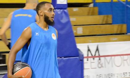 Μπήκαν Γκρέι και Χάροου στο Περιστέρι