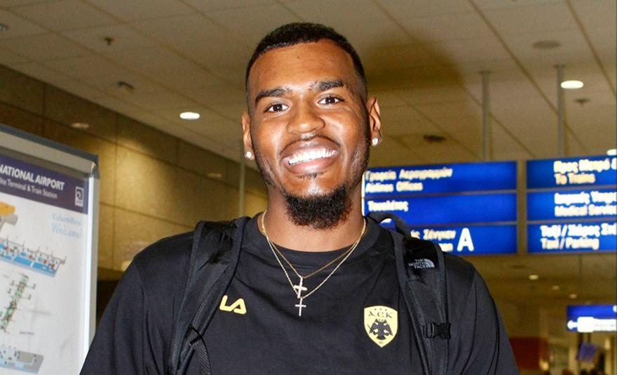 Στη Αθήνα για ΑΕΚ ο Ρατάν-Μέις-«Να γίνω ο ηγέτης της ΑΕΚ»