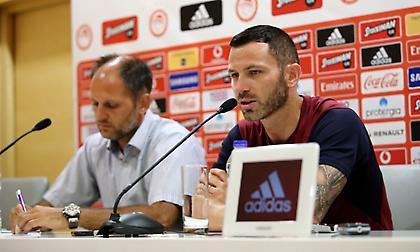 Μπάρντσλεϊ: «Καταξιωμένος στο ευρωπαϊκό στερέωμα ο Ολυμπιακός»