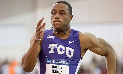 «Βολίδα» στην Πολωνία ο Μπέικερ