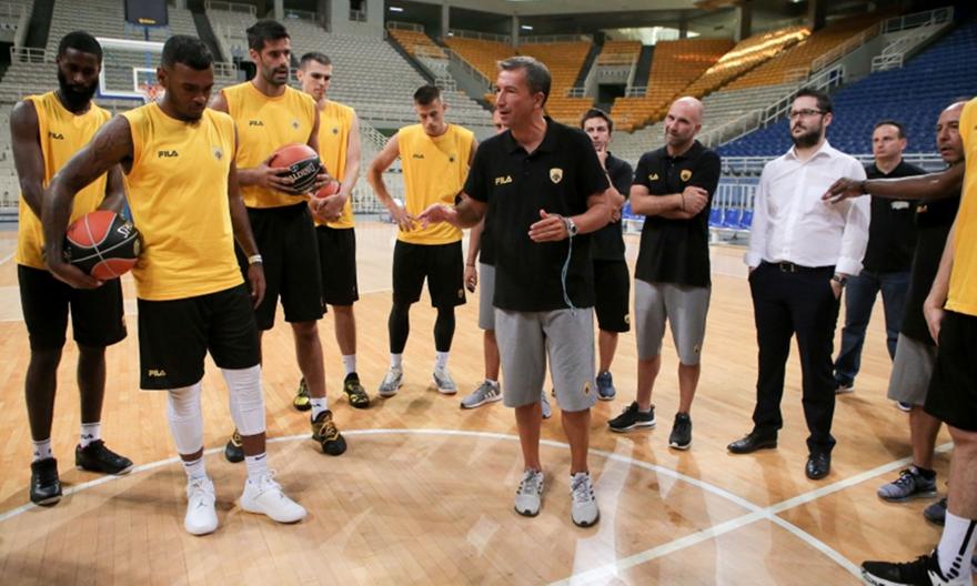 Παρουσία 50 οπαδών η επίσημη «πρώτη» της ΑΕΚ (pics)