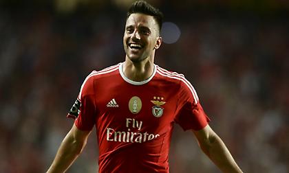 Το νούμερο του Σάμαρη στην Μπενφίκα πήρε ο Κορσιά