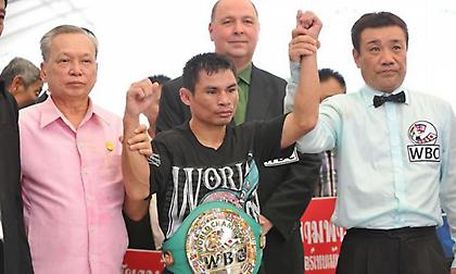 Ένας άσημος Ταϊλανδός απειλεί το ρεκόρ του Μέιγουέδερ!