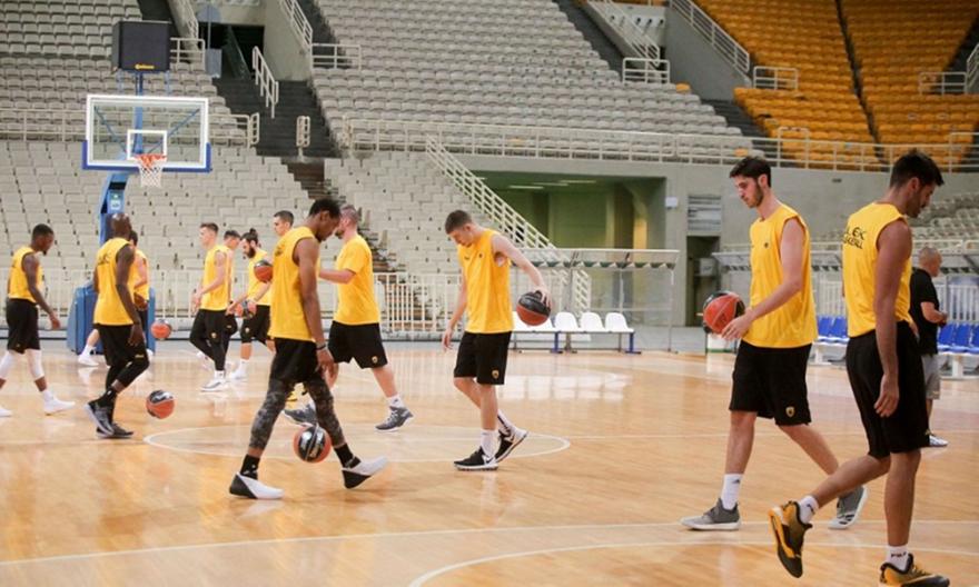 Έτοιμη για Ζλάτιμπορ η ΑΕΚ