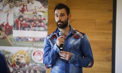 Παρελθόν από Ολυμπιακό ο Μουρούτσος