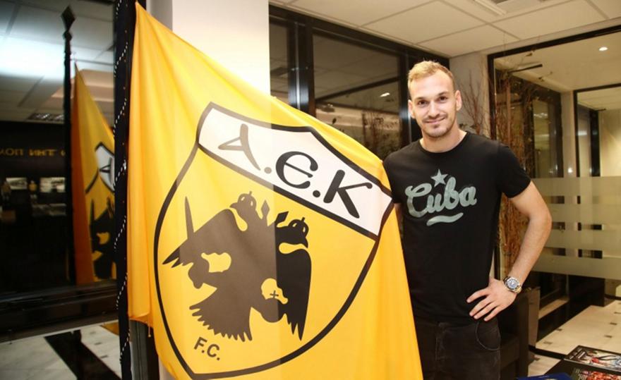 Επίσημο: Μπακάκης... 2023 στην ΑΕΚ!