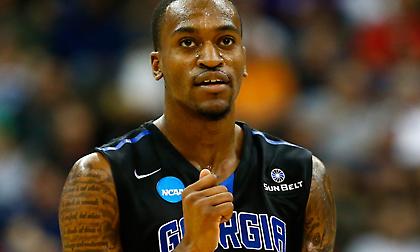 Επίσημα στον Καναδά ο Γουέαρ