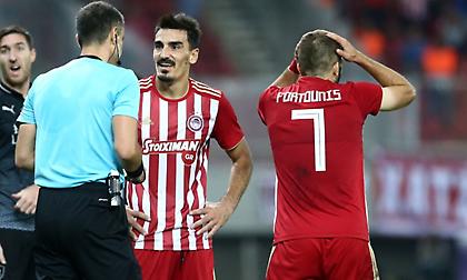 Η βροχή πέναλτι και αποβολών και ο Ούγγρος με τον οποίο κερδίζουν οι Άγγλοι!