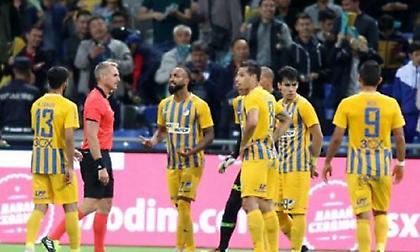 Νοκ-άουτ στα πέναλτι ο ΑΠΟΕΛ