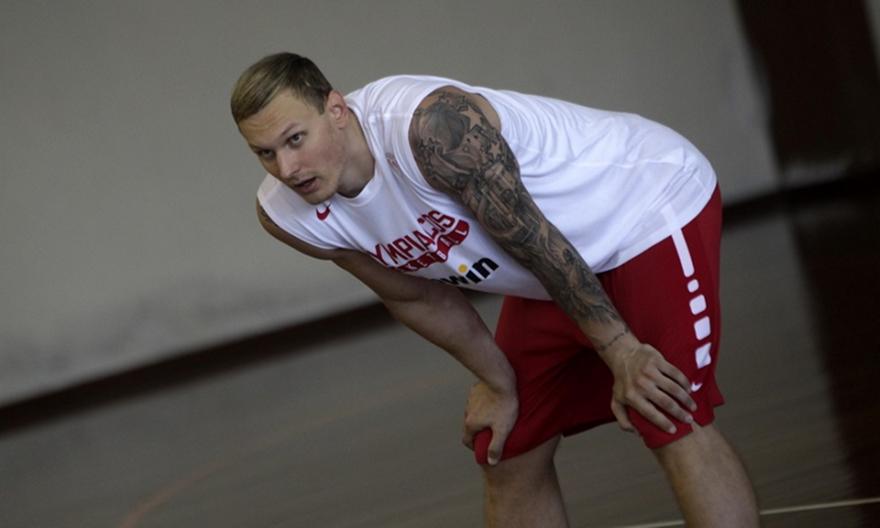 Με Τίμα κόντρα στον Άρη ο Ολυμπιακός (pics)