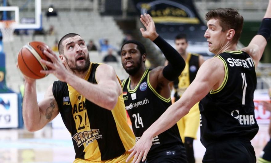 Πρόβλημα με Καββαδά στην ΑΕΚ