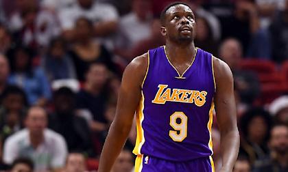 Τελειώνει από τους Λέικερς ο Ντενγκ!