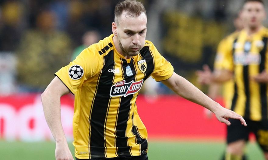 Ξεκαθαρίζει για Μπακάκη