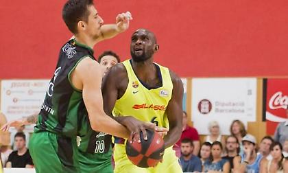 Σίνγκλετον: Το πρώτο καλάθι με την Μπάρτσα και η… αποβολή (video)