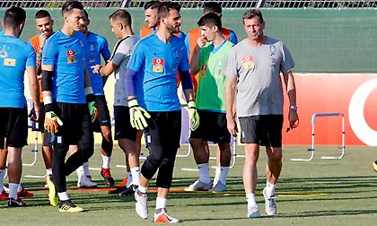 «Συρματόπλεγμα» γύρω από την Εθνική!