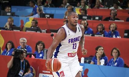 Μπορίς Ντιαό: Το όμορφο μπασκετικό του ταξίδι σταμάτησε στα 36! (video)