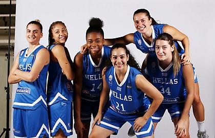 Το backstage της φωτογράφισης της Εθνικής Γυναικών (video)