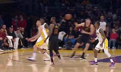 Με ΛεΜπρον, Σίμονς ΚΑΙ Γιάννη οι 10 κορυφαίες ασίστ της περσινής χρονιάς (video)