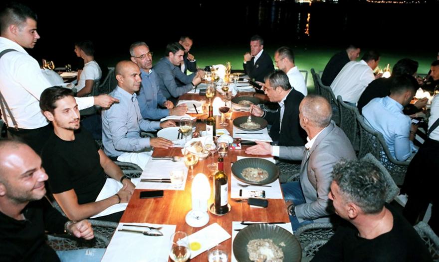 Tραπέζι από τον Σταθοκωστόπουλο στον Παναθηναϊκό (pics)