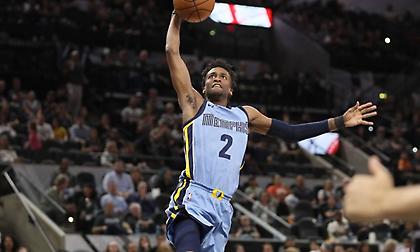 Υπογράφει στους Καβαλίερς ο Κόμπι Σίμονς