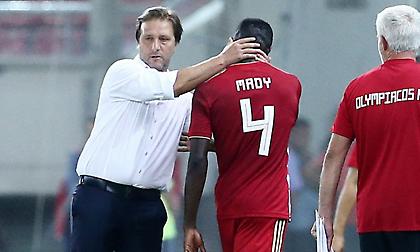 Για 7 λόγους δεν βγάζει ποτέ τον Καμαρά!