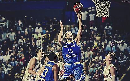 Γνώριζαν ότι έχασαν: Πέντε Γεωργιανοί έπιασαν το κεφάλι τους πριν το buzzer beater του Παπανικολάου