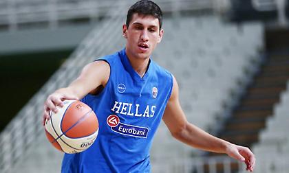 Λαρεντζάκης στον ΣΠΟΡ FM: «Η πάσα του Νικ και το σπριντ του Κώστα ήταν ΝΒΑ»