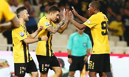 Ευχές κατά την αναχώρηση: «Καλή τύχη ΑΕΚ» (pic)