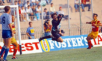 «Θα φτύσουν αίμα!» Ο Τάσος Χατζηαγγελής για τα ματς του Αθηναϊκού με τη Γιουνάιτεντ