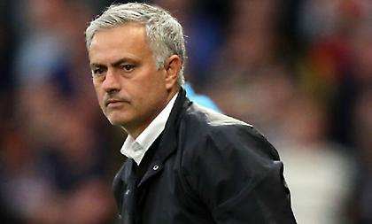 Ισότητα στην κριτική (και το «κράξιμο») απαιτεί ο Μουρίνιο