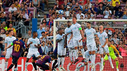 Έφτασε τα 42 γκολ με φάουλ ο Μέσι