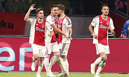 Φοβερός Τάντιτς, γκολ ο Φαν Ντε Μπέικ και 2-0 ο Άγιαξ την ΑΕΚ (video)