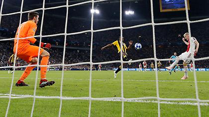 Φαν Ντε Μπέικ: «Δύσκολο να λυγίσουμε την ΑΕΚ»