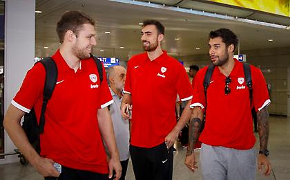 Κλικ από την αναχώρηση του Ολυμπιακού για Ηράκλειο (pics)