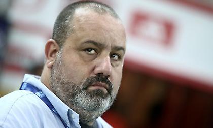 Καραπαπάς: «Μία ομάδα, μία οικογένεια, ένας Θρύλος»