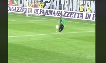 Ντάγκλας Κόστα: Τι την έκανε την μπάλα ο… Θεός;