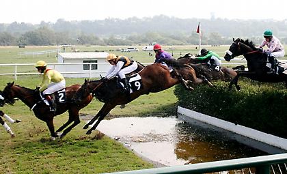 Auteuil με κούρσες εμποδίων υψηλής ποιότητας έχει το βασικό μενού σήμερα!