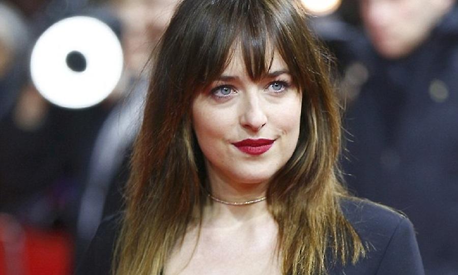 Dakota Johnson: Το φόρεμα που τράβηξε τα βλέμματα και η απίστευτη ομορφιά της