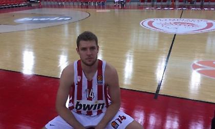 Βεζένκοφ: «Ο Θεός το ήθελε να υπογράψω φέτος στον Ολυμπιακό» (vid)