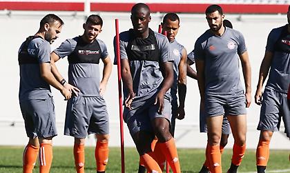 Με ηγέτη τον Τουρέ!