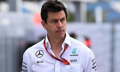 Τότο Βόλφ: «Οι 40 βαθμοί δεν είναι ασφαλές προβάδισμα»